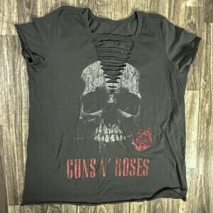 Guns N’ Roses Skull Cutout Band Tee Distressed Rock Shirt Black Grunge Punk